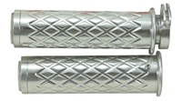 Polished Straight Diamond Cut Grips with Flat Ends fits GSXR 600/750/1000/Hayabusa, Katana, B-King (product code: A4036F)