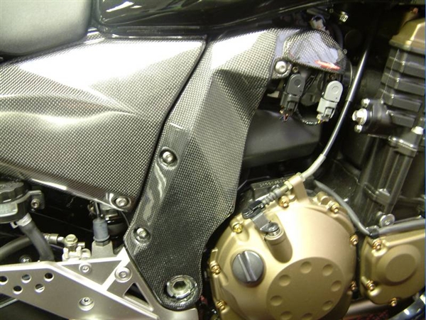 thumbnail interactive-video image 1 of Mirror Extenders / Spacers For Kawasaki Z750S And Z750 (2005-2006) 1 of 6